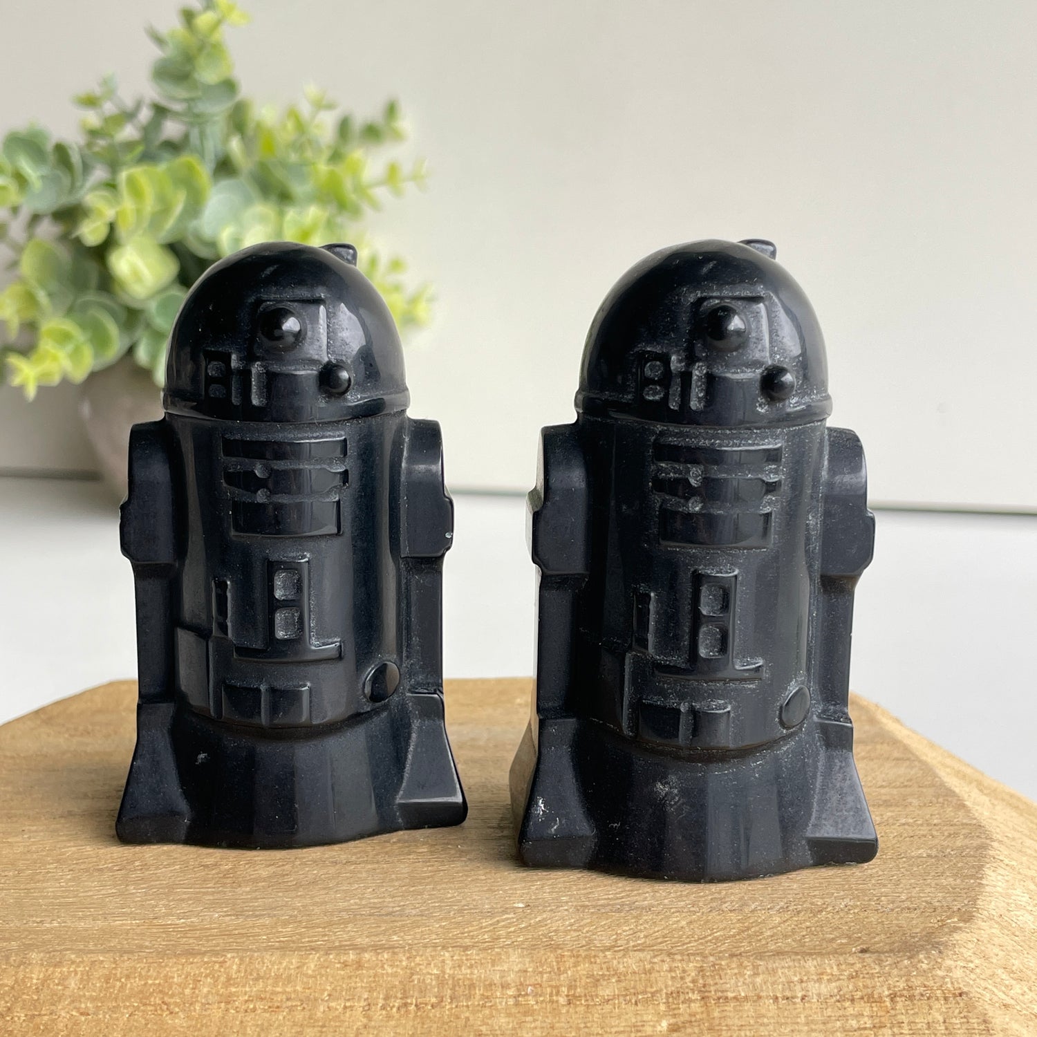 Black Obsidian R2D2