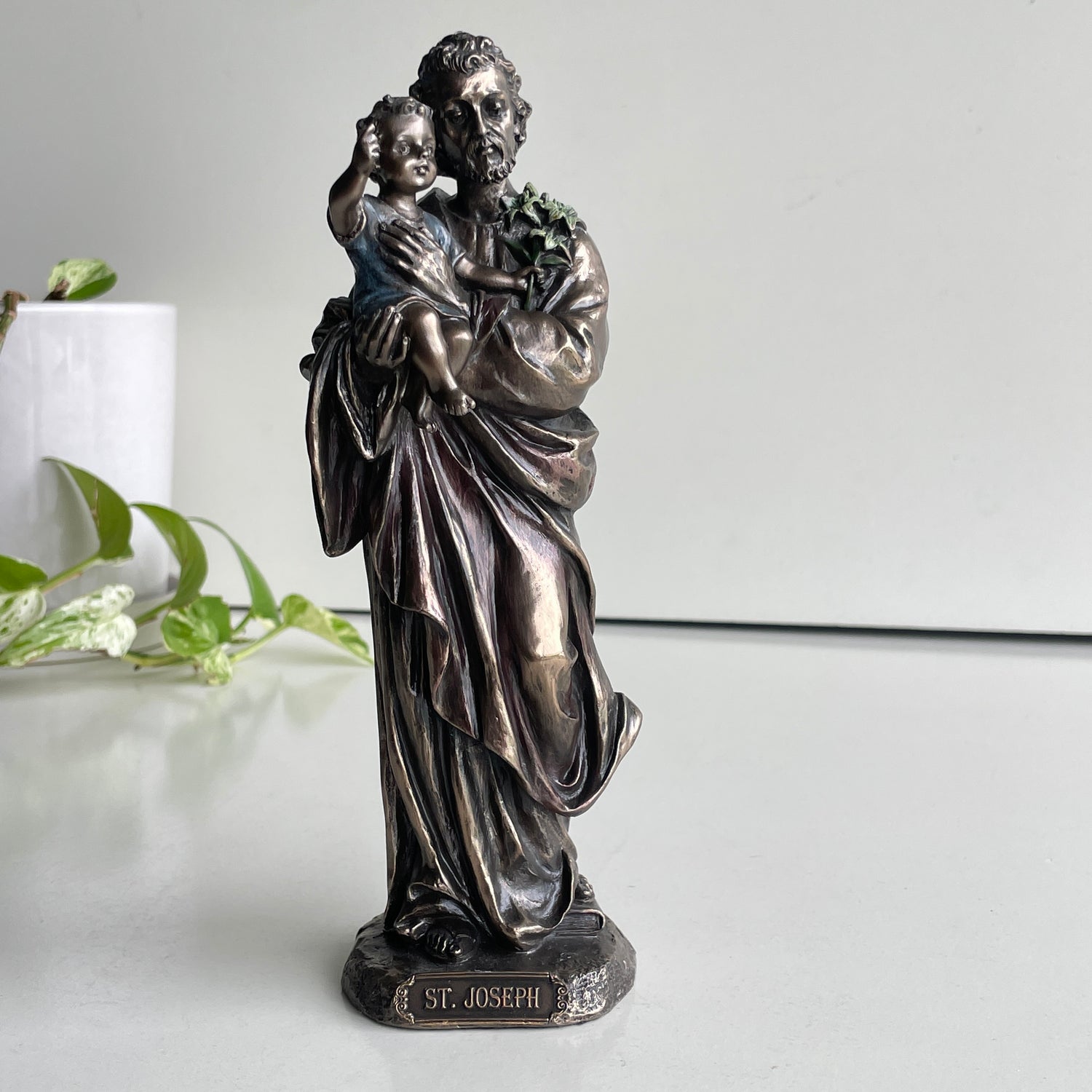 Saint Joseph C-592