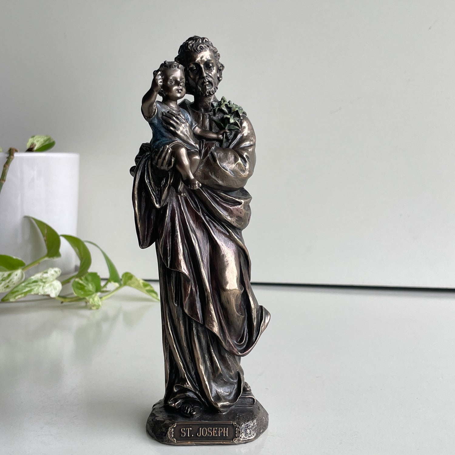 Saint Joseph C-592