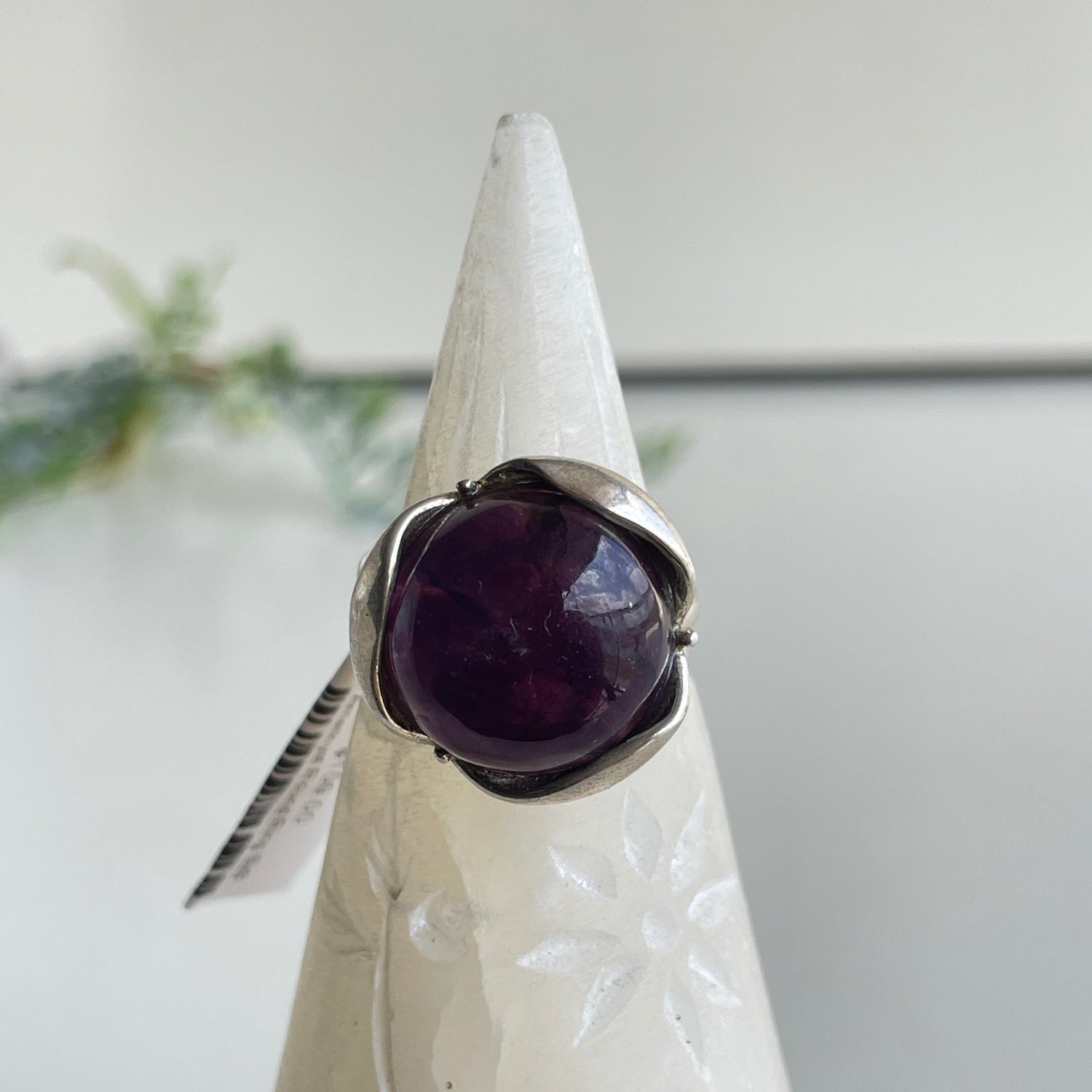 Amethyst Round Ring Sz9