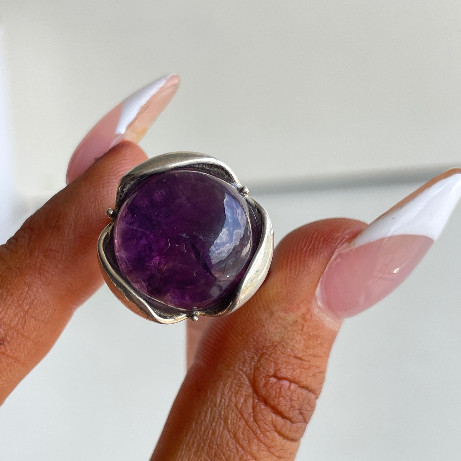 Amethyst Round Ring Sz9