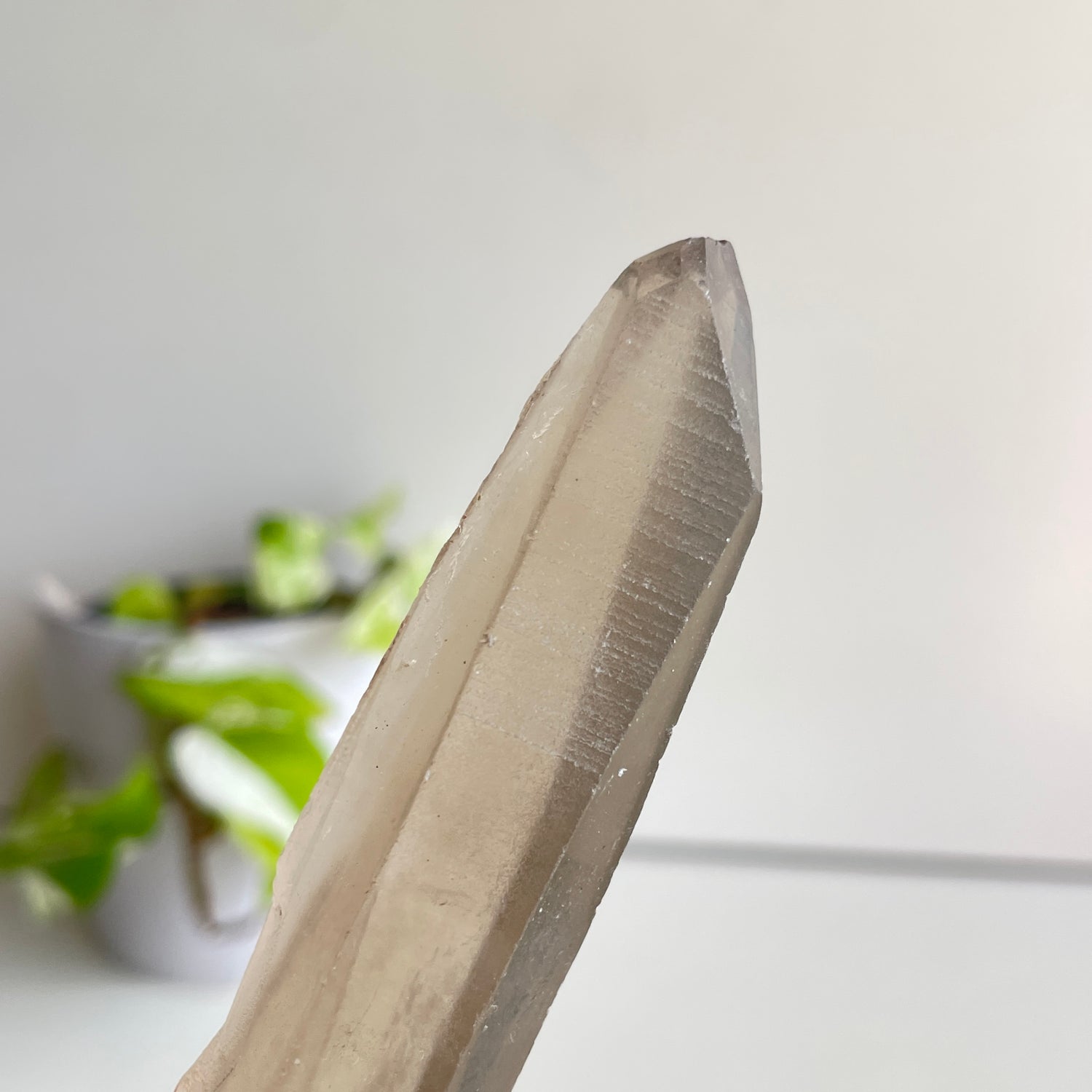 Smoky Quartz Natural Point 90g