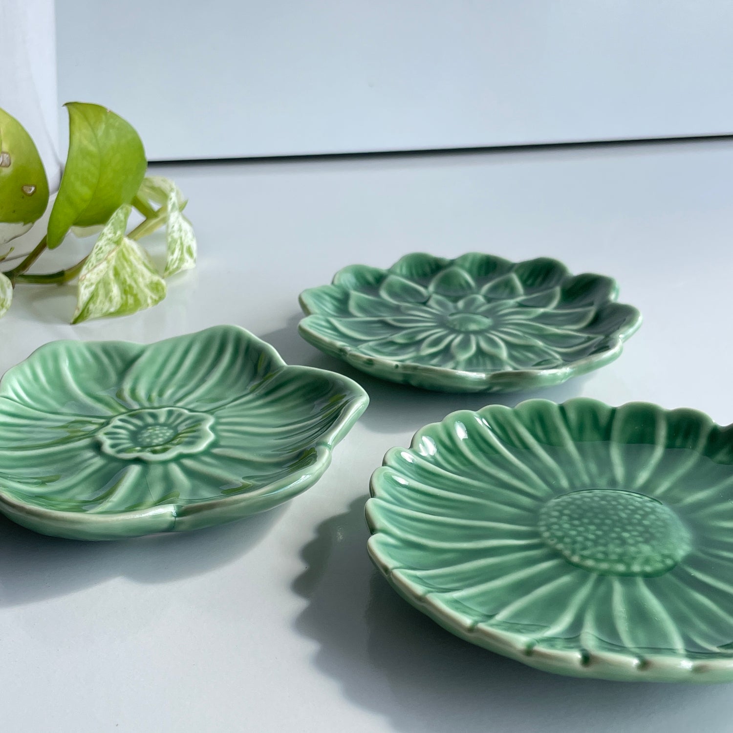 Fleurette Ceramic Dish KW2846