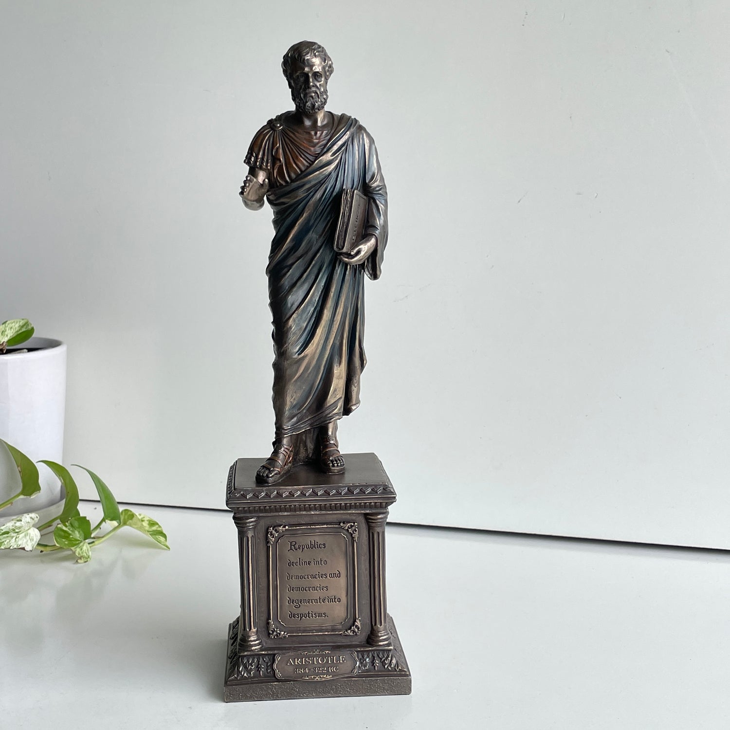 Aristotle Statue C-571
