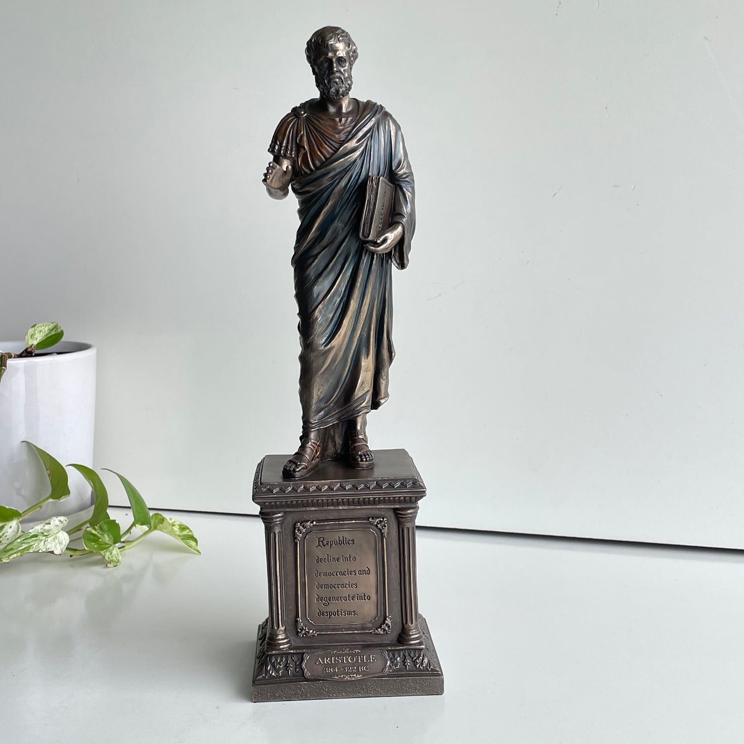 Aristotle Statue C-571