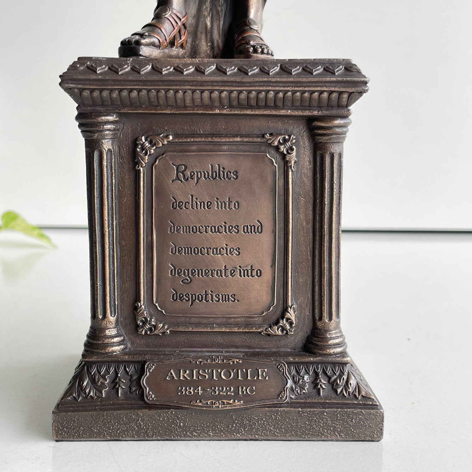 Aristotle Statue C-571