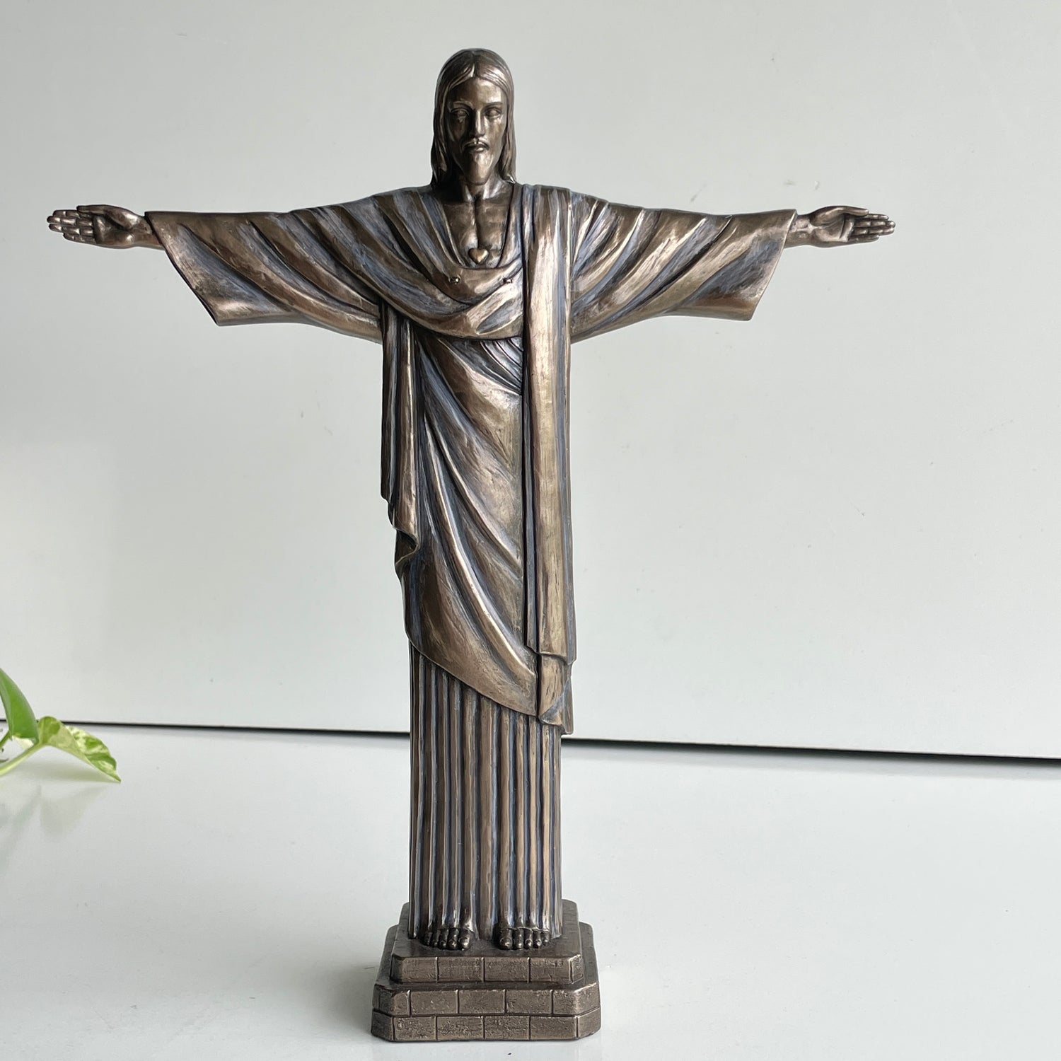 Christ The Redeemer Statue C-554