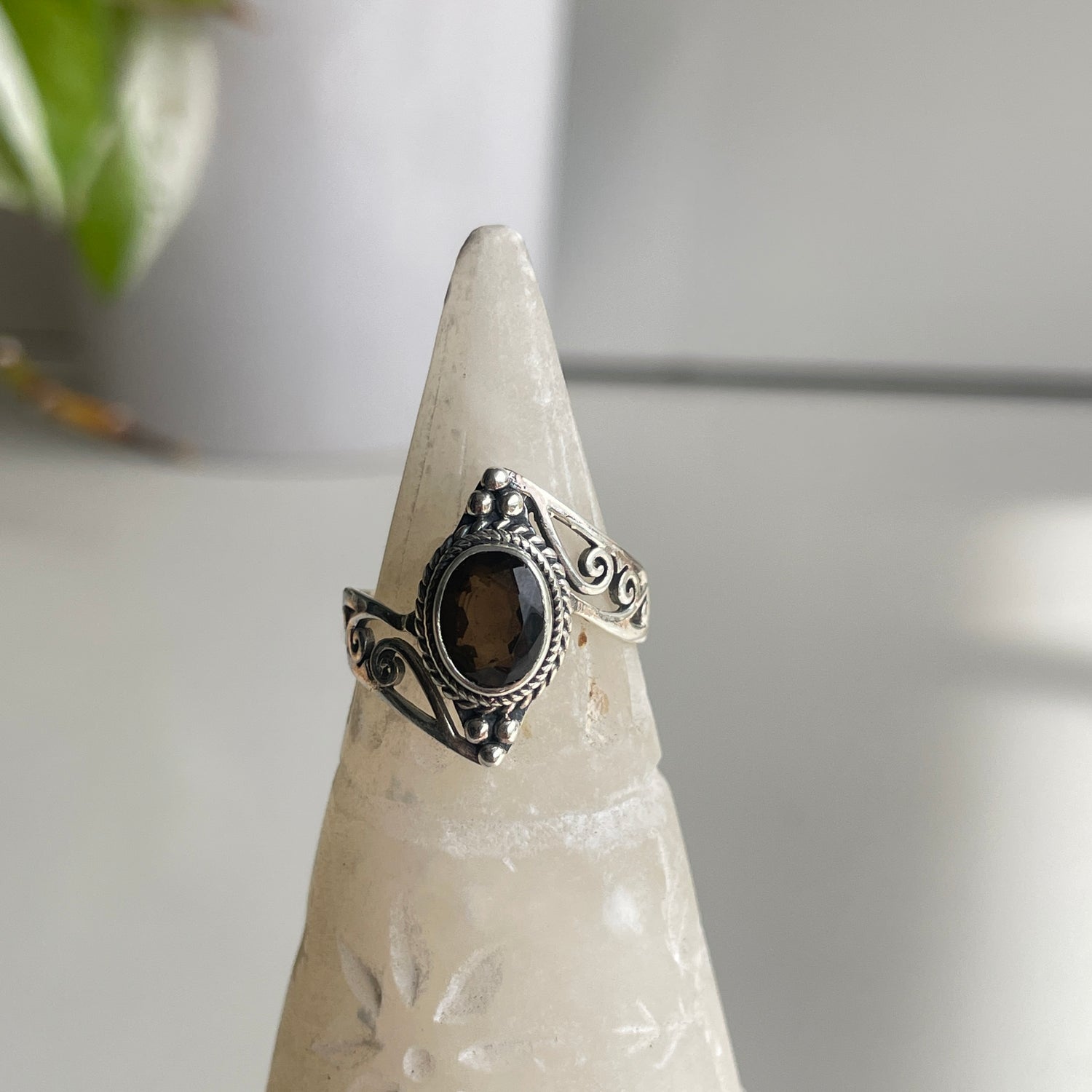 Smoky Quartz Oval Ring Sz7