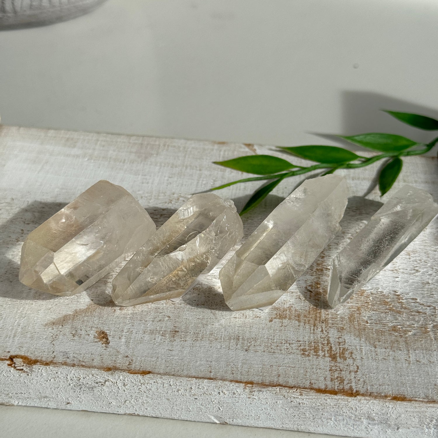 Champagne Quartz Point