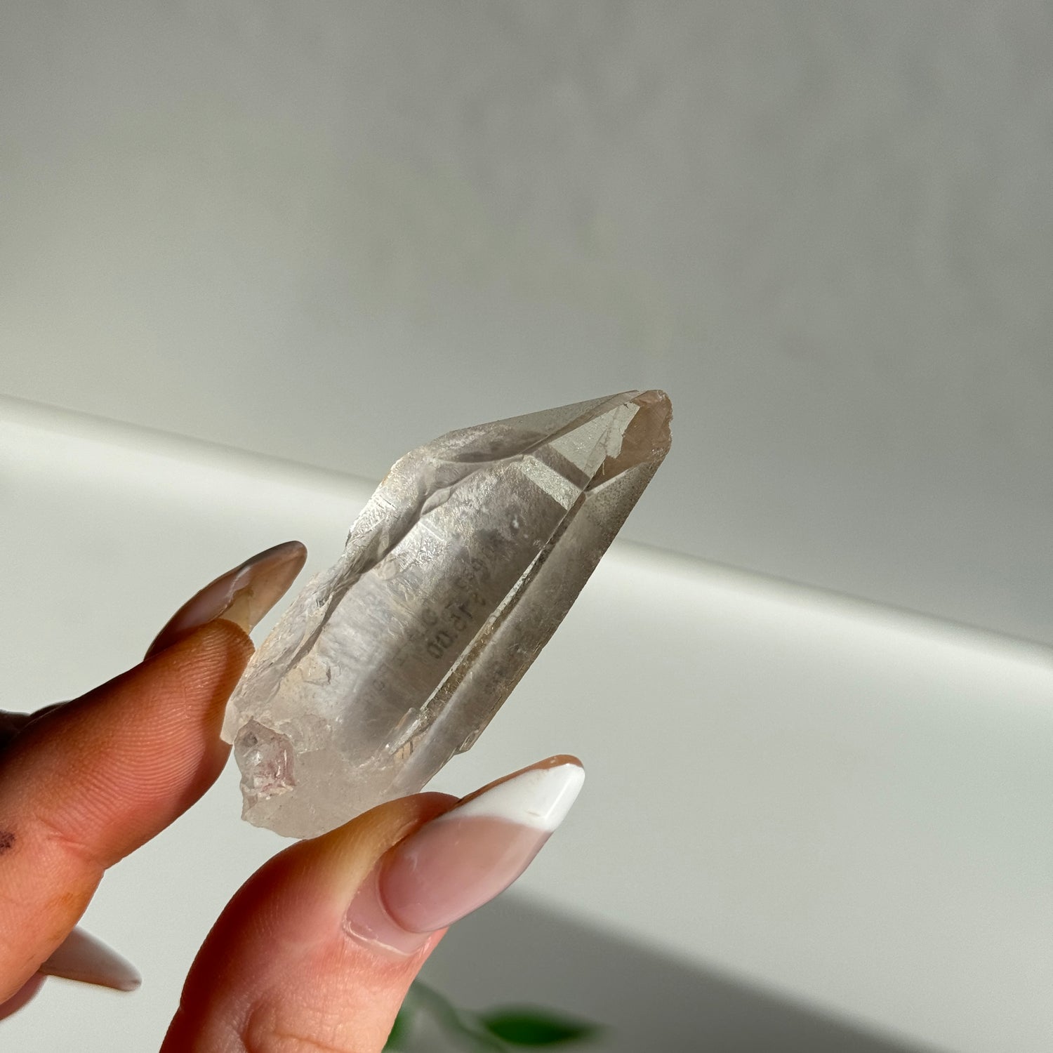 Champagne Quartz Point