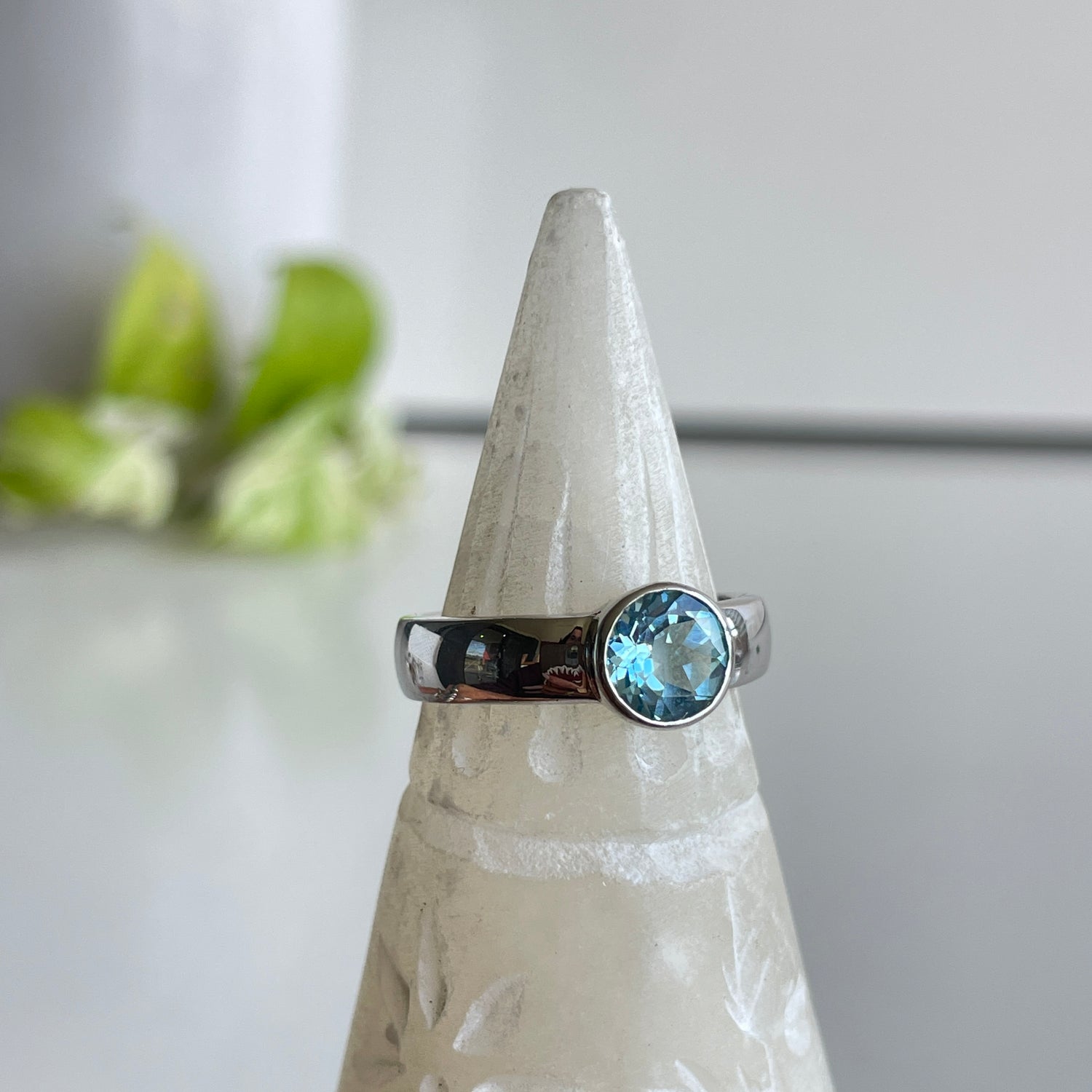 Blue Topaz Round Ring Sz7.5