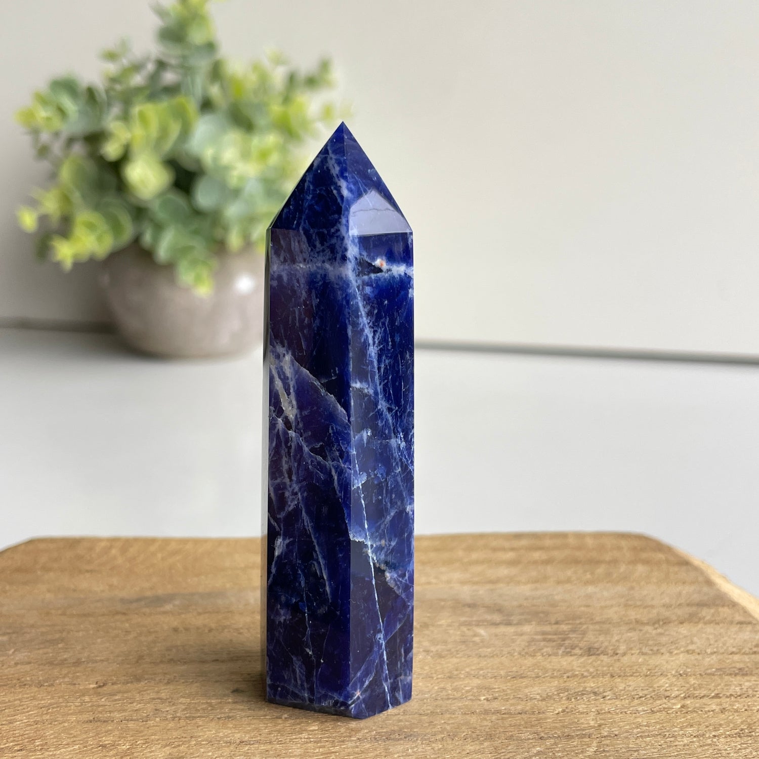 Sodalite Generator 8cm