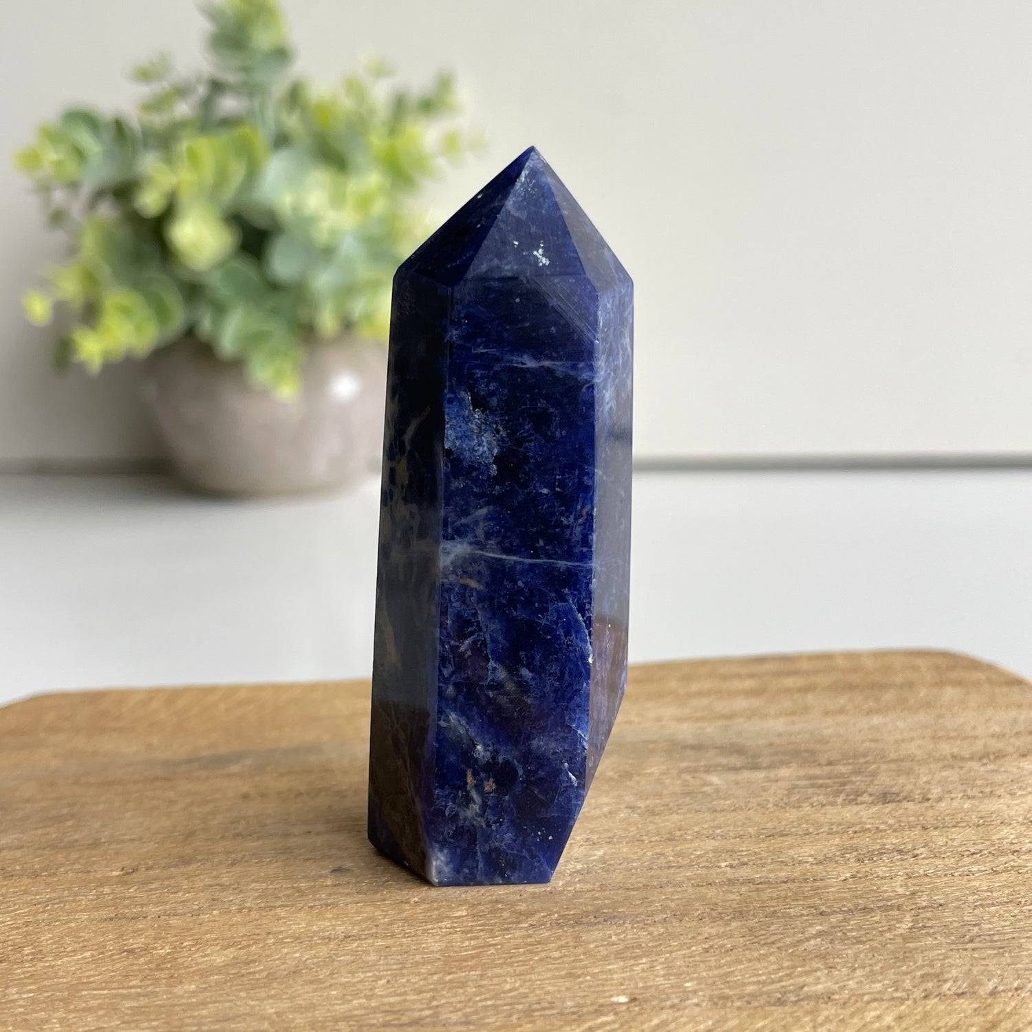 Sodalite Generator 6.4cm