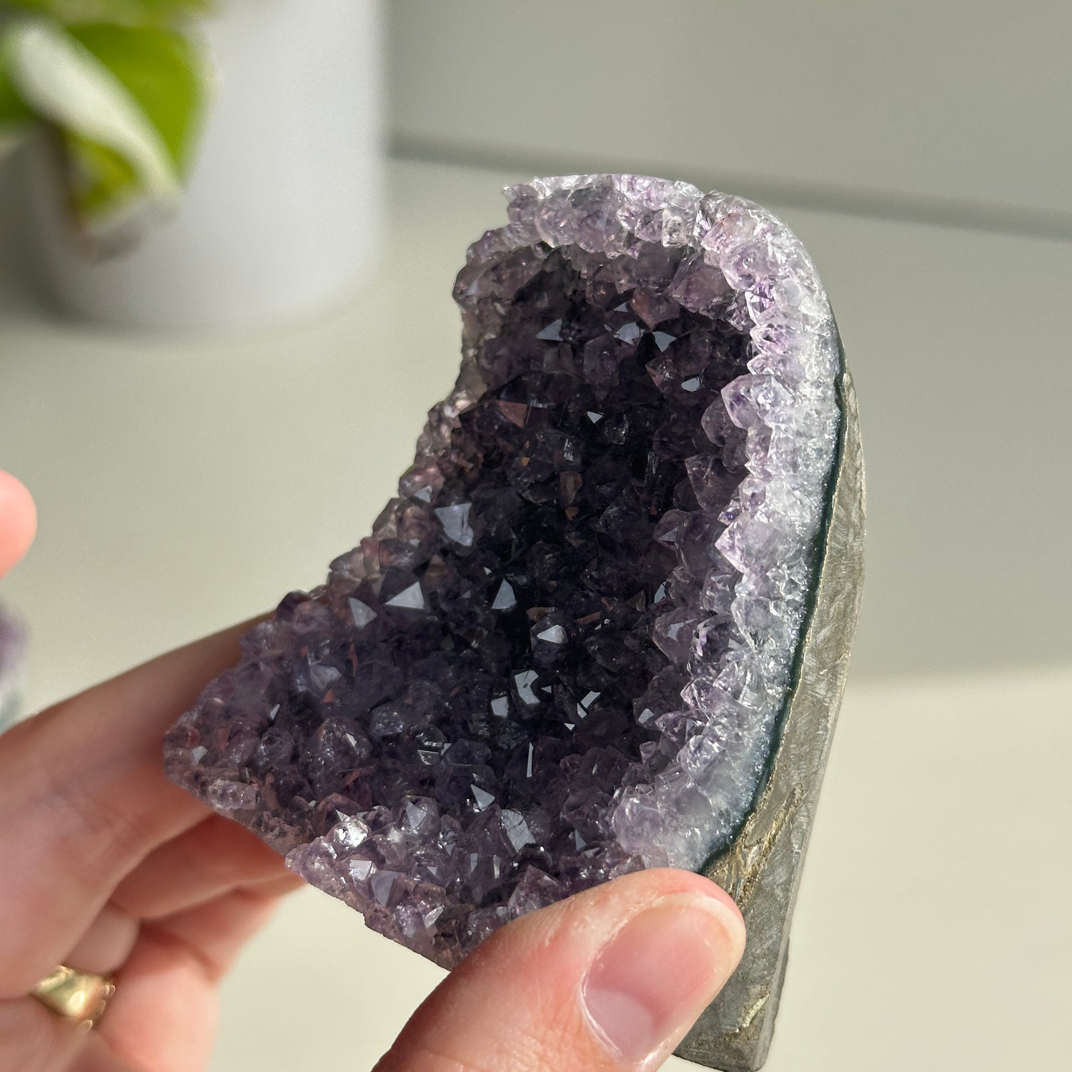 Amethyst Cutbase 186g