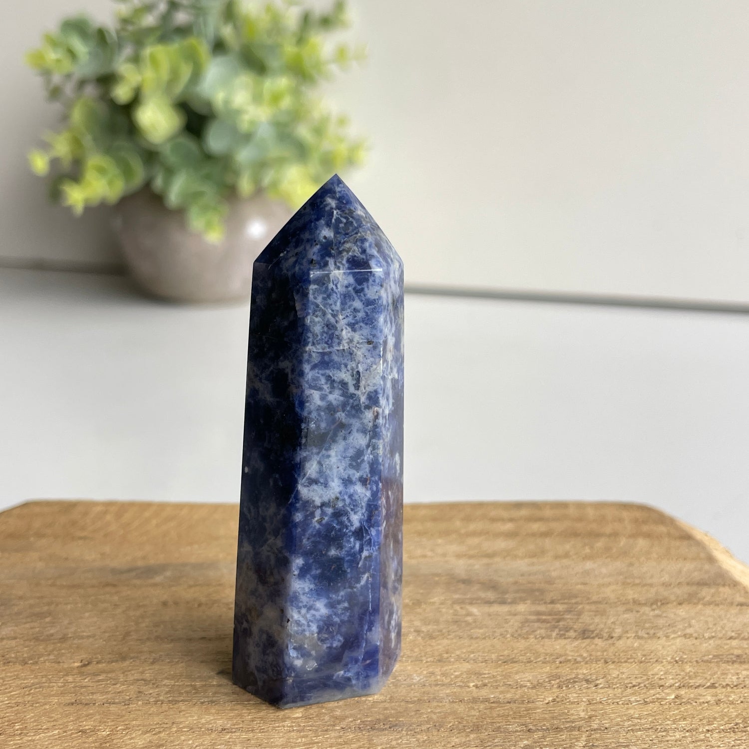 Sodalite Generator 6.9cm