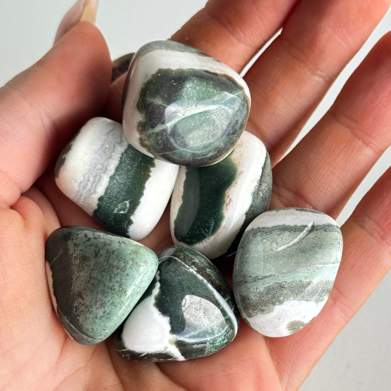 Green Sardonyx Tumble