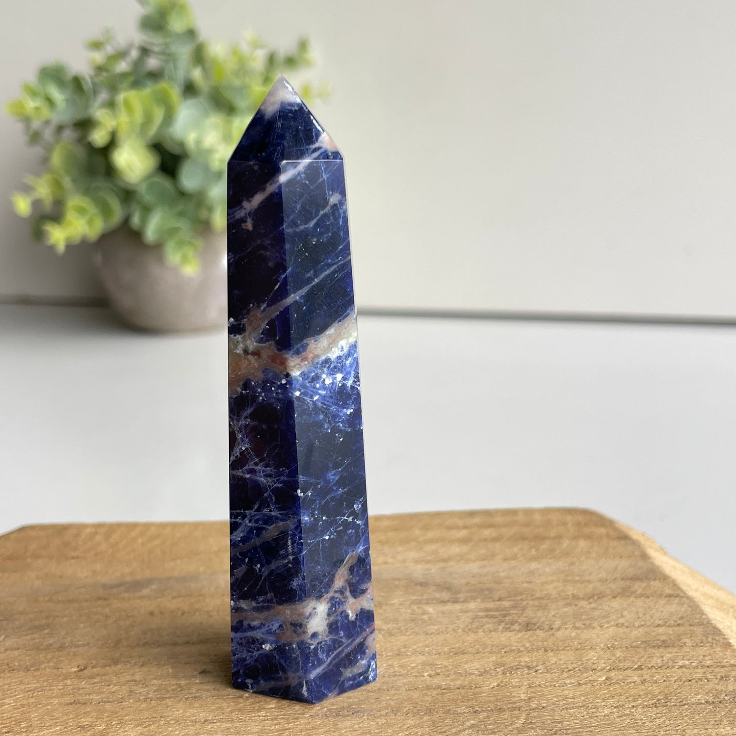 Sodalite Generator 9.1cm