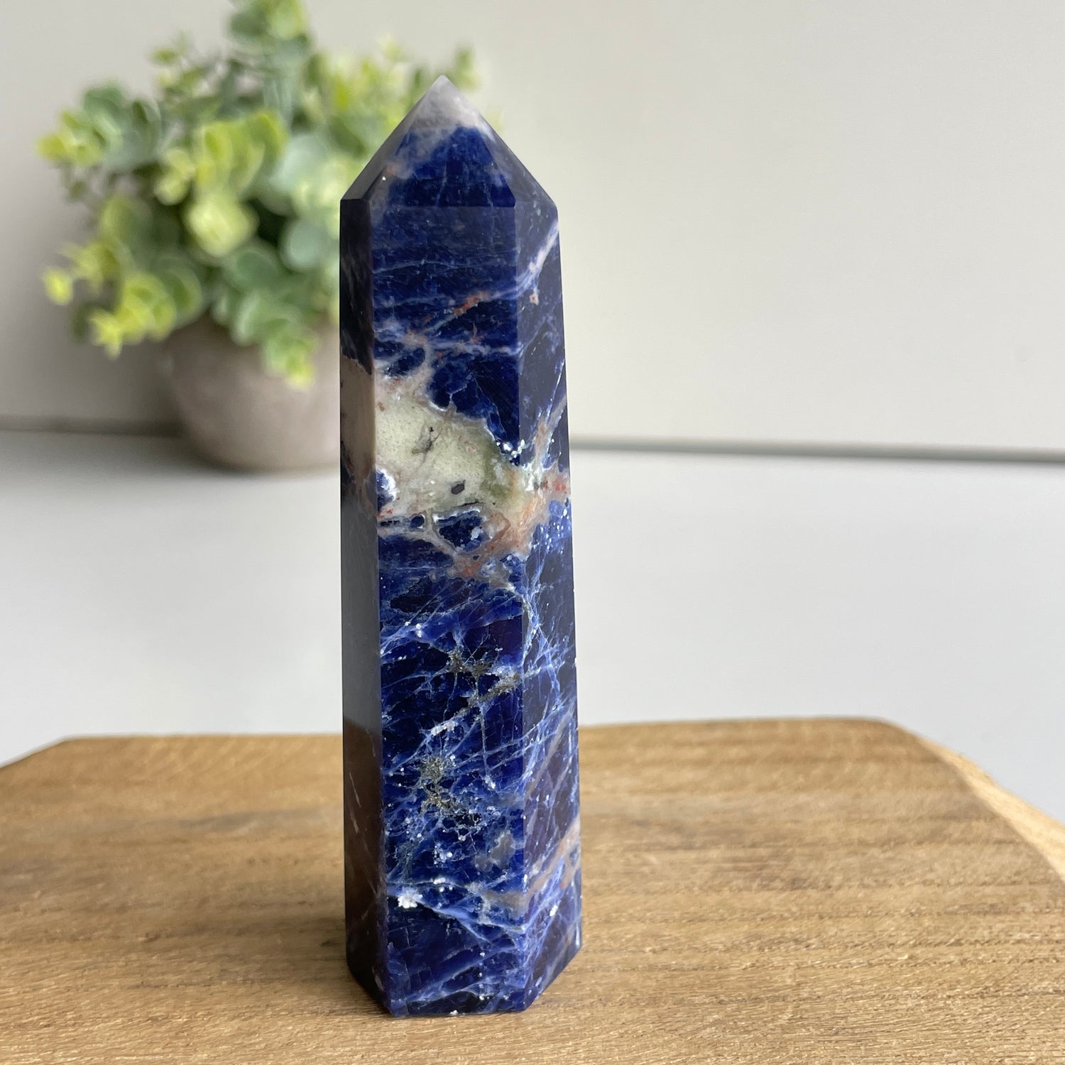 Sodalite Generator 9.1cm