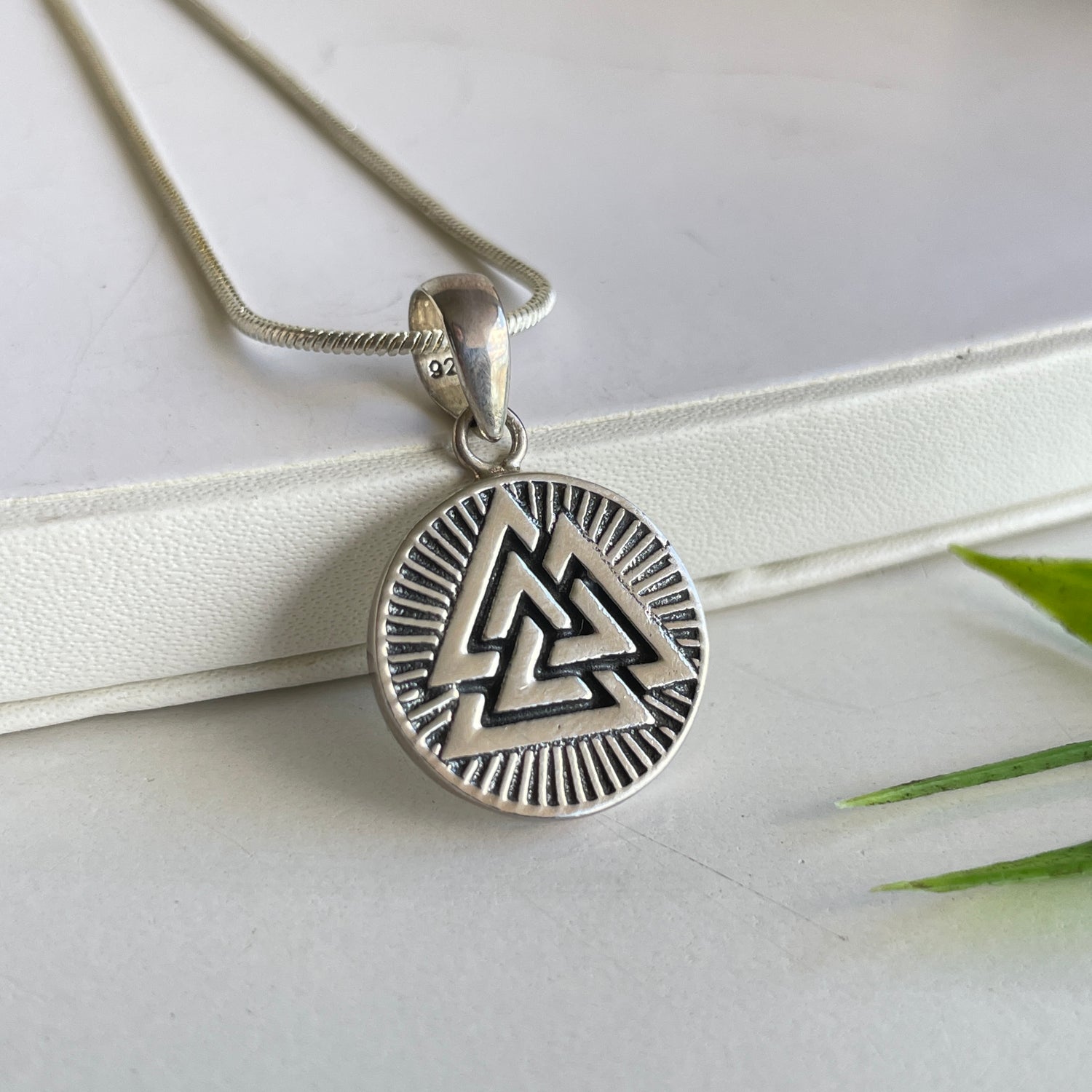 Valknut Pendant Sml