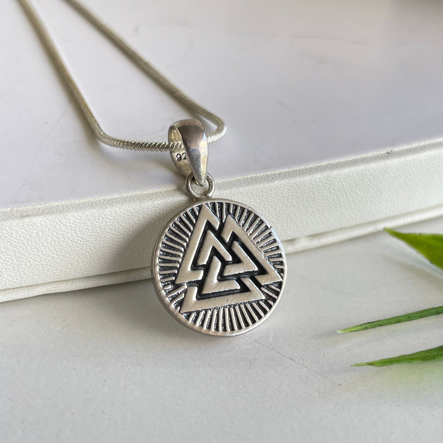 Valknut Pendant Sml