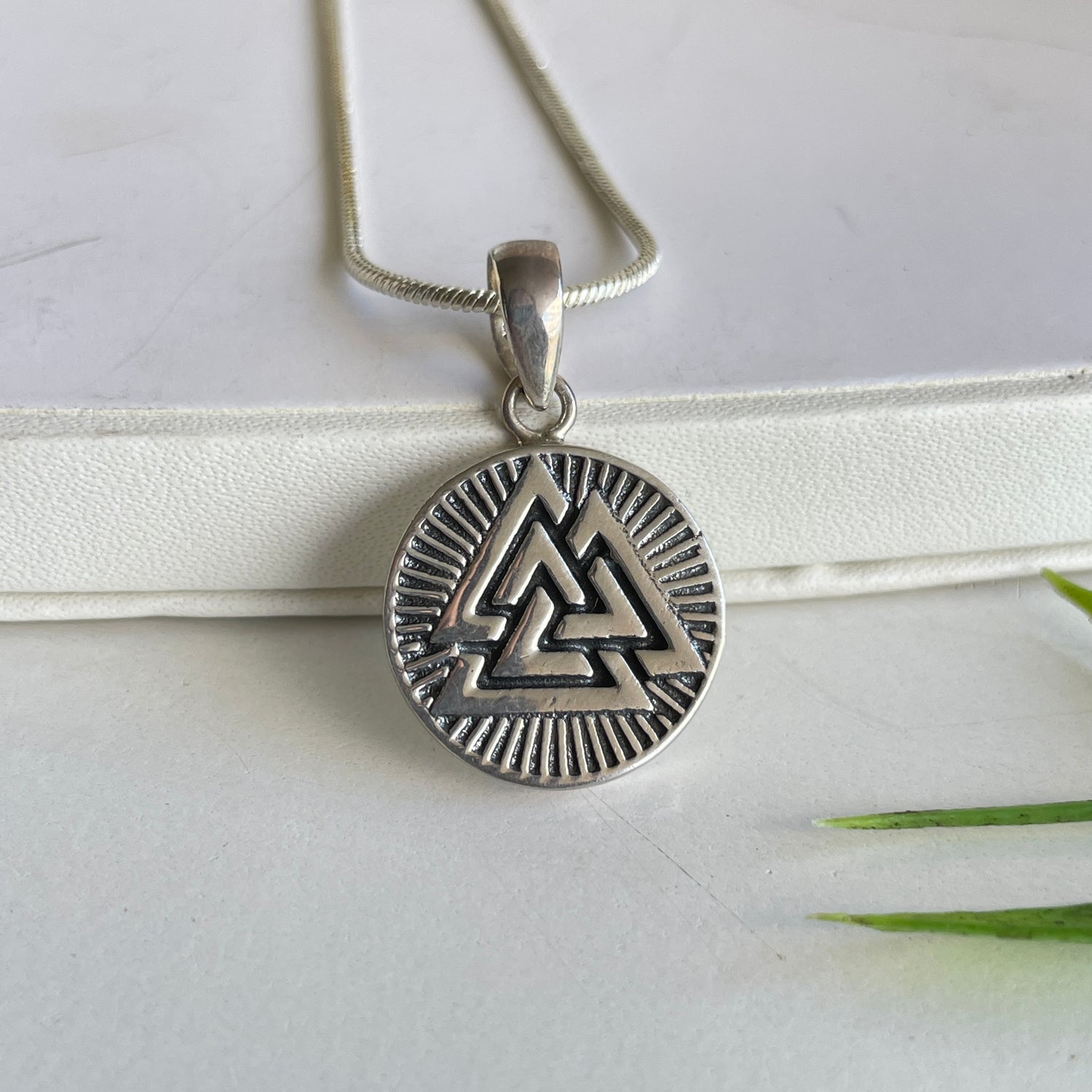 Valknut Pendant Sml
