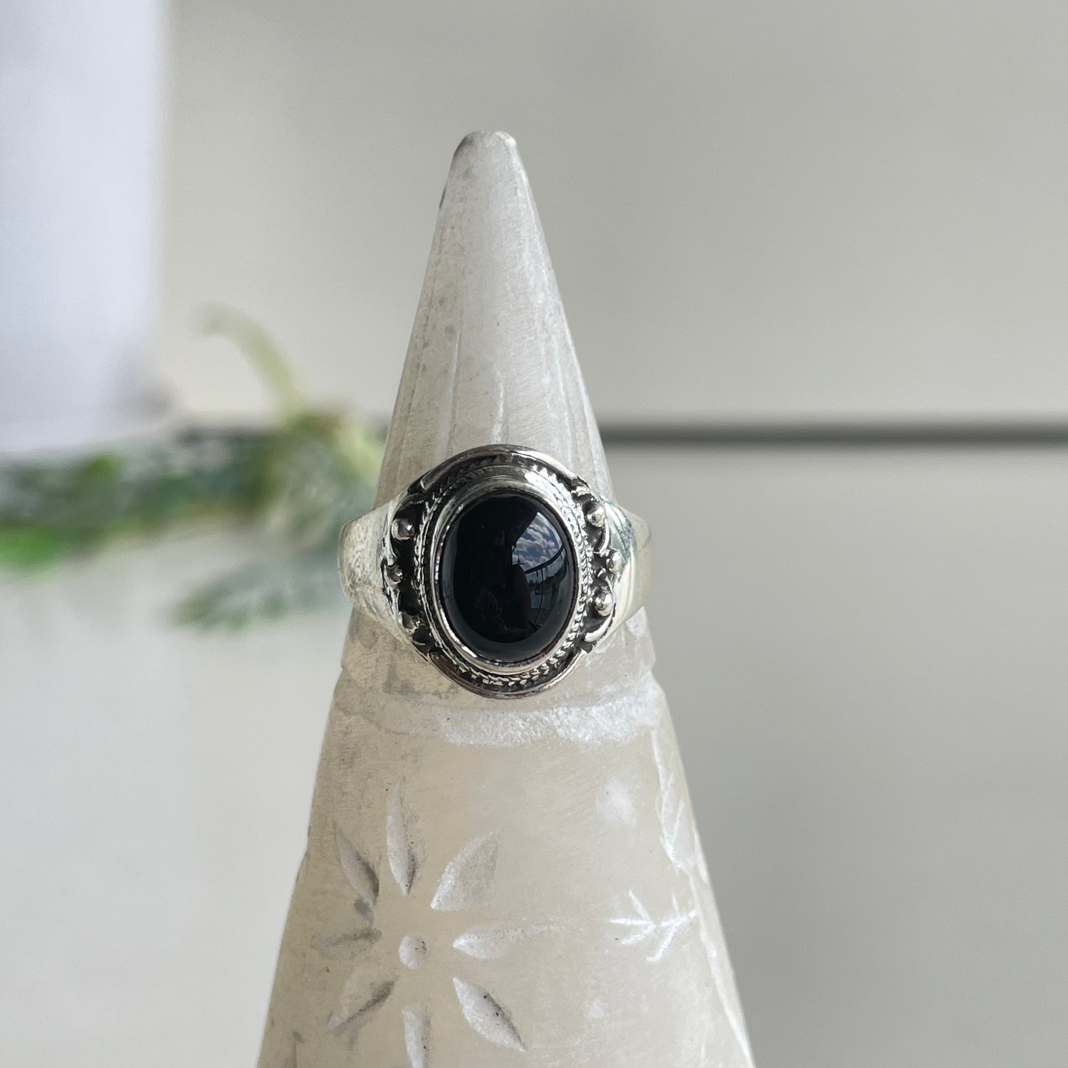 Black Onyx Oval Ring Sz8.5
