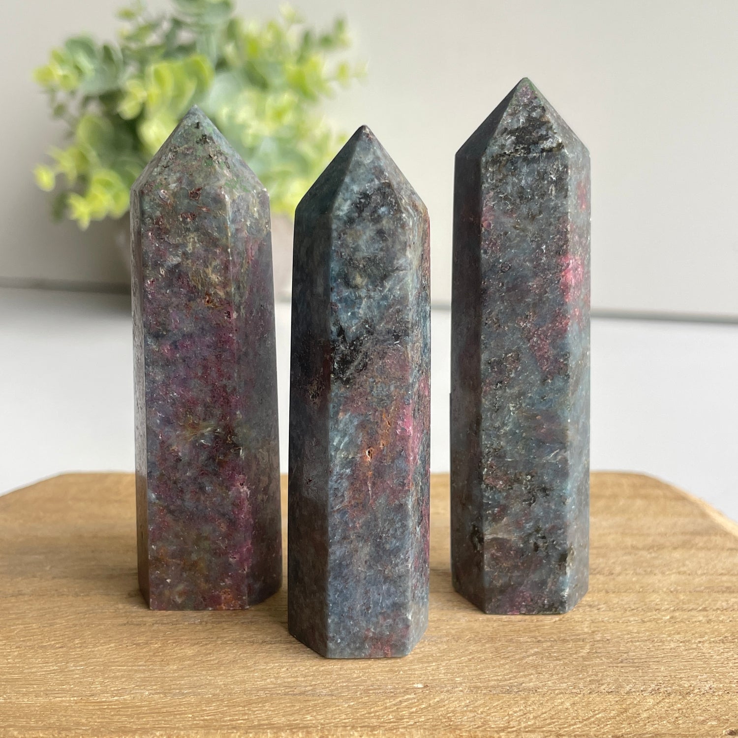 Ruby In Kyanite Generator Small