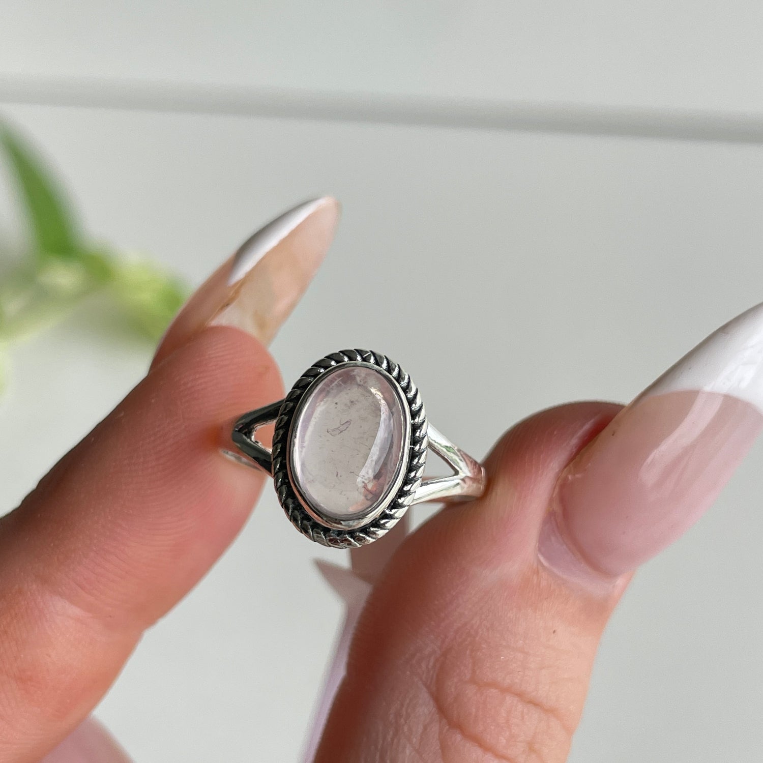 Rose Quartz Oval Ring