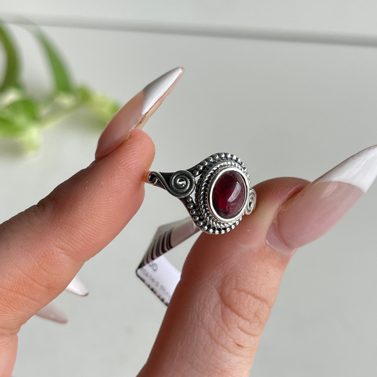 Garnet Oval Detailed Ring