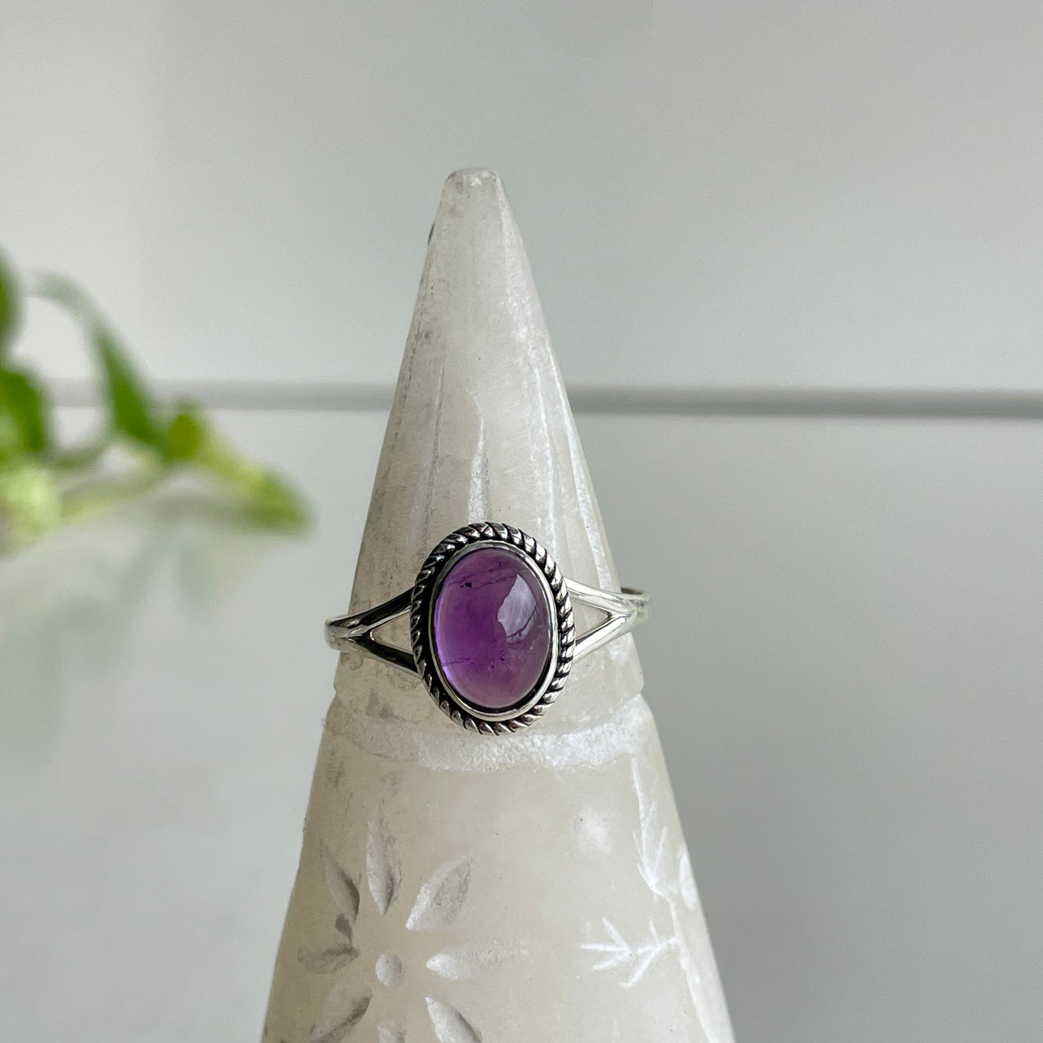Amethyst Oval Ring
