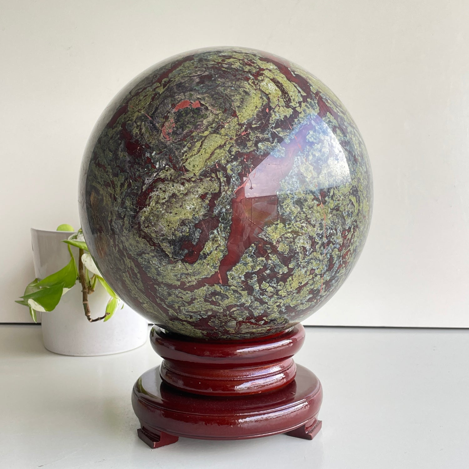 Dragonblood Sphere 24.2cm