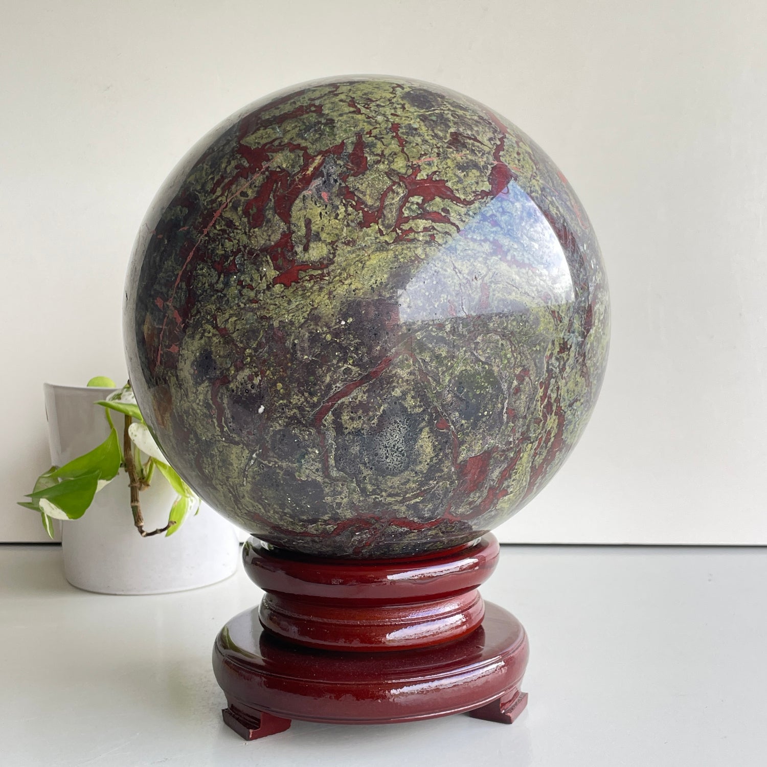 Dragonblood Sphere 24.2cm