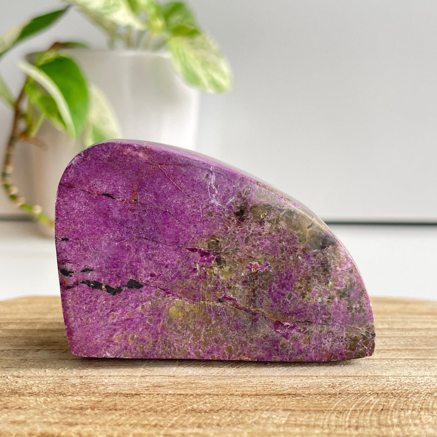 Stichtite In Serpentine ( Atlantisite ) Freeform 4.8cm