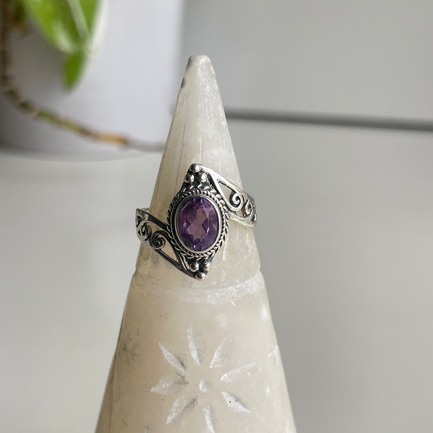 Amethyst Oval Ring