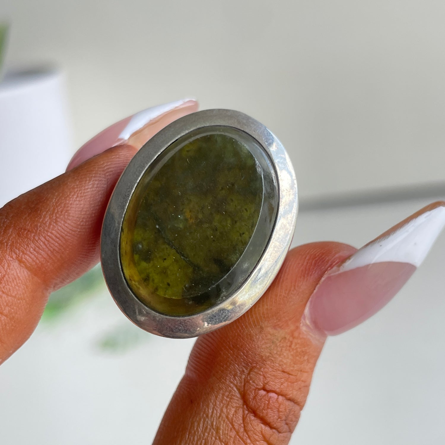Jade Oval Ring Sz7.5