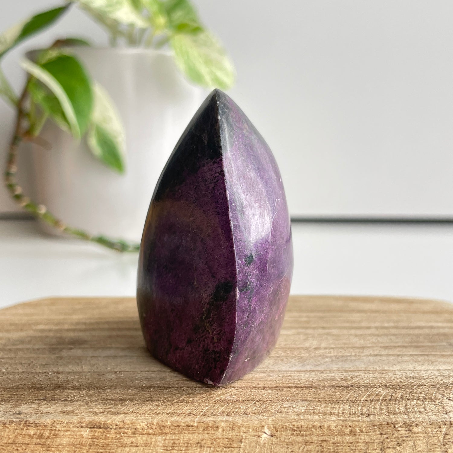 Stichtite In Serpentine ( Atlantisite ) Freeform 6.6cm