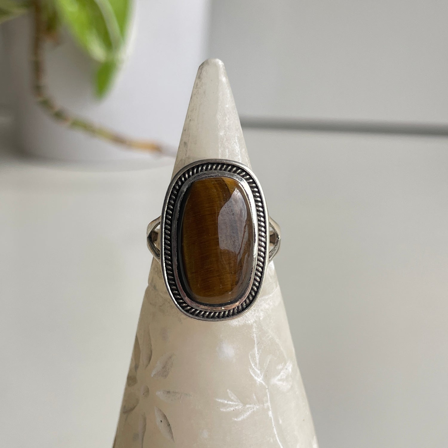 Tigers Eye Rectangle Ring Sz8.5