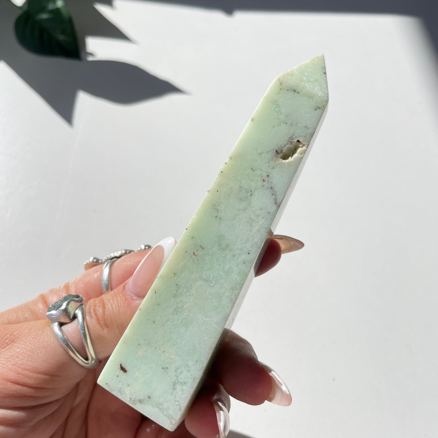 Chrysoprase Obelisk 11.9cm 03