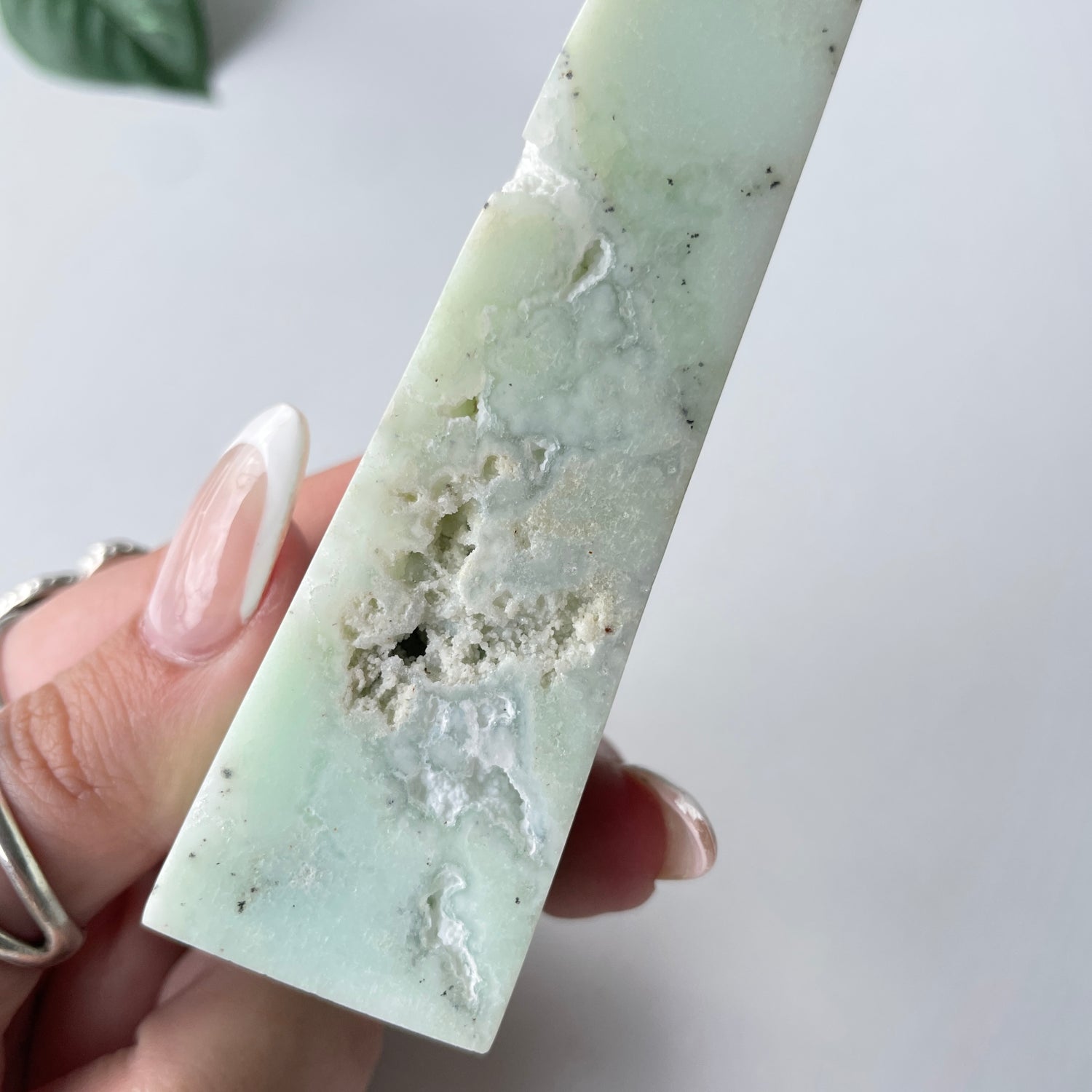 Chrysoprase Obelisk 11.7cm