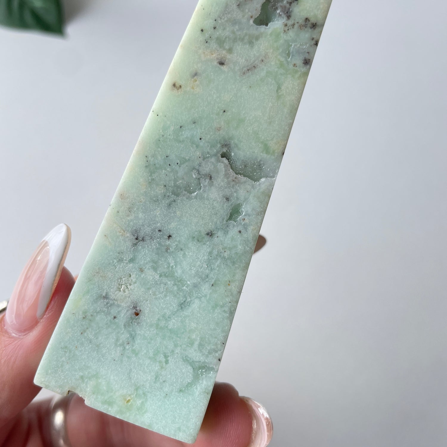 Chrysoprase Obelisk 12.2cm