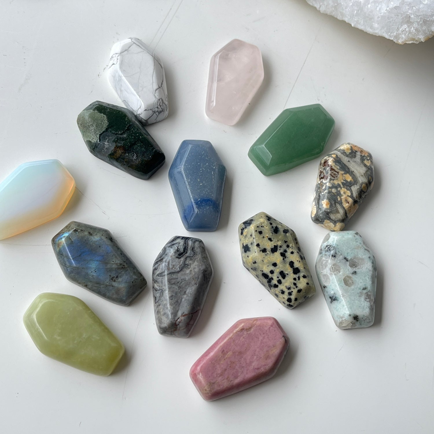 Mixed Crystal Coffin 3cm